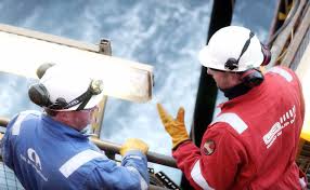 Head To Sea Heart At Home Stunning And Emotional Video Shows Life Offshore Oil And Gas News On Oil And Gas People Th Oil And Gas News Job Shop Oil Jobs