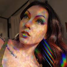 Hannah Gale (@Beckwitch) • Facebook