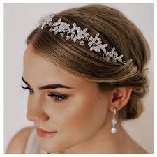 Whether super sleek chignon, intricately flowered hairstyles, vintage, updo and careless i woke up like this waves plus bejeweled headbands. Amazon Com Sweetv Silver Rhinestone Wedding Headband Tiara Crystal Headpiece Bridal Hair Accessories For Bride Women Beauty