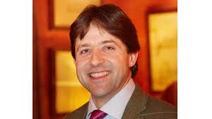 Chris Alger's Instagram, Twitter & Facebook