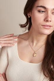 A total visual overhaul for a luxury jewellery brand • Weronika Karczewska  Photography