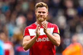 He plays as a centre back, but has also been played as a right back. Bristol City Live On Twitter Breaking We Understand Bristol City Have Completed The Permanent Signing Of Chelsea S Tomas Kalas Bristolcity Cfc Kalas Https T Co Kqjkzsqaxd