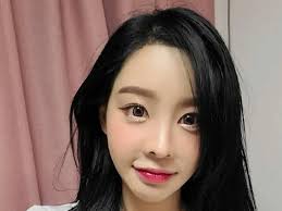 美人BJ TangleDahee、睡眠薬服用し放送…翌日憂うつ感を吐露「よく思い出せない」 | wowKorea（ワウコリア）