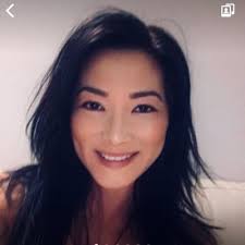 Teri Lay's Instagram, Twitter & Facebook