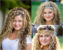 Wir wissen, dass hitze nicht das beste für unser haar ist, und doch frisuren mittellang lässig, cool, aber auch elegant!. Frisuren Mit Naturlocken Hochsteckfrisuren Fur Locken Zum Nachmachen
