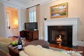 Explore other popular hotels and travel near you from over 7 million businesses with over 142 million reviews and opinions from yelpers. 11 Cozy Hotels With Fireplaces In Every Room Oyster Com