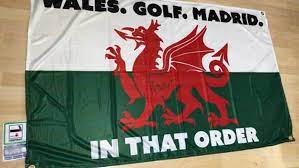 The image of gareth bale celebrated with a wales, golf, madrid flag is the latest in a long line of incidents that highlight the curious relationship between him and real madrid. Real Madrid Wales Golf Real Madrid In The Order The Song About Bale S Priorities Marca In English