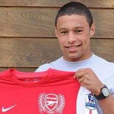 Alex Chamberlain (@AlexanderOxlade)