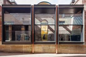 Epingle Par Celine Float Sur Loft Poste De Police Fenetres Guillotine Fenetre A Guillotine