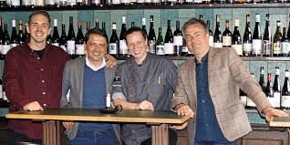 Außerhalb dieser zeiten können sie sich telefonisch an unseren garagenwart vor ort unter der. Neueroffnung Traditionskonzept Furs Viertel