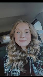 Kelly Turgeon's Instagram, Twitter & Facebook