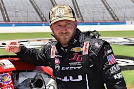 The most successful nascar drivers have amassed large fortunes due to winning big cash prizes or dale earnhardt sr. Eyes On Xfinity Jeffrey Earnhardt Continues To Mature In 2nd Stint With Jd Motorsports