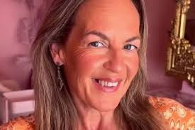 EastEnders star Lorraine Stanley tried weight loss jabs to lose 6.5st but  one thing changed her mind