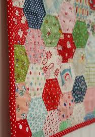 Bits And Pieces Quilt Shop Hannibal Mo Hand Pieced And Quilted Hexagons Hexagon Quilt English Paper Piecing Quilts Hexie Quilt