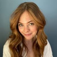 Jenna Hatch's Instagram, Twitter & Facebook