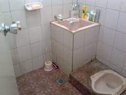 Desain Kamar Mandi Kloset Jongkok Wc Jongkok Desainrumahnya Com Kamar Mandi Kecil Kamar Mandi Bawah Ide Kamar Mandi