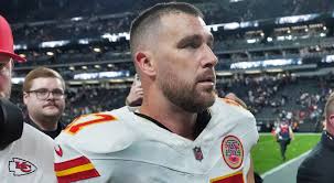 BOMBSHELL RUMOR: Travis Kelce Wants to Play For NFC Rival in Shocking New  Twist