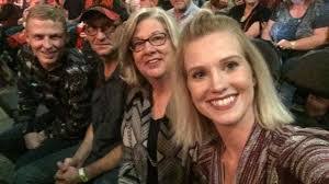 Amber Malcolm's Instagram, Twitter & Facebook