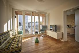Die moderne klimatisierte wohnung mit balkon hat eine gesamtfläche von knapp 60 m² und bietet somit einen großzügigen wohnraum. 2 Zimmer Wohnungen Oder 2 Raum Wohnung In Mullheim Mieten