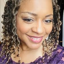 Libby Pedersen's Instagram, Twitter & Facebook