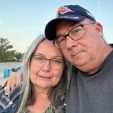 Are there any cruise nights in Kalamazoo tonight?