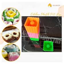 Cara membuat kue putu ayu yang enak dan empuk sebenarnya sangat mudah. Jual Cetakan Plastik Putu Ayu Segi Spr 1 Pak Isi 3 Lusin Online Maret 2021 Blibli