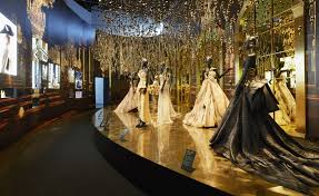 Esprit Dior Exhibition Opens In Shanghai Exhibition Design Museum Of Contemporary Art Trade Show Booth Design