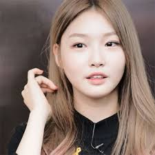 All submissions must include chungha in the title and dated under korean standard time (kst). Happy Birthday Chungha I O I Amino