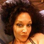 Carrie Privitera's Instagram, Twitter & Facebook