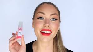 Say Goodbye to Dirty Lashes with Silly George Lash Cleaning Brush