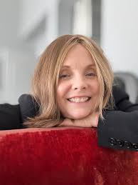 Today marks one whole year of ShopCommence 🥳🧡🧴 ...and what a year it has  been!! Grateful for the journey. Let this be my message to you: it is NEVER  too late in