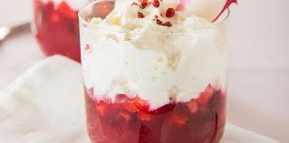 Veloute Betterave Fraise A La Chantilly Recettes Recette Recette Alimentation Betterave