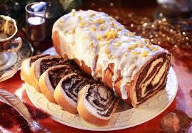 Mohnstollen Mit Zuckerglasur Rezept Lebensmittel Essen Sussgeback Susse Kuchen