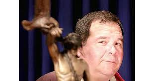 Shan Gray's Instagram, Twitter & Facebook