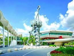 The anchor stores are nordstrom, bloomingdale's, 2 macy's stores, and jcpenney. Aventura Mall Announces Messika Farm Rio Levi S And Laduree Openings Miami S Community News