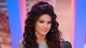 Der gut gelaunte internetliebling will in der show auch. Shirin David Das Neue Dsds Jurymitglied Uberrascht Standig Mit Neuen Stylings