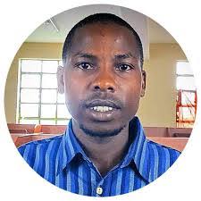 Celia Hinton's Instagram, Twitter & Facebook