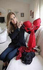 Twin peaks does not tolerate any type of harassment or discrimination and has strict . Twin Peaks Body Ratings Lead To Federal Sexual Harassment Suit By 34 Former Employees