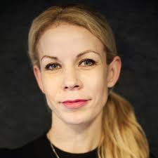Så mycket kommer anna könig jerlmyrs (m) blågröna styre i stockholm satsa på boende, mat och dagligverksamhet för utländska tiggare i stockholm. Min Basta Ide Anna Konig Jerlmyr Om Hur Stockholm Ska Bli Ett Varldsnav Lunchpodden Min Basta Ide Lyssna Har Poddtoppen Se