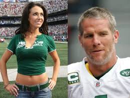 Woman Sent NSFW Pictures By Brett Favre Has A Big Warning For Peyton  Manning | Balls.ie