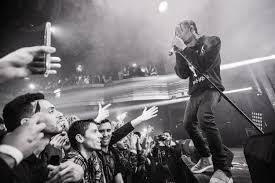 Hip hop, portrait display, simple background, travis scott. Travis Scott Laptop Wallpapers Top Free Travis Scott Laptop Backgrounds Wallpaperaccess