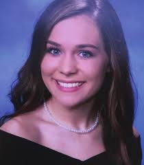 Kelly Arrington's Instagram, Twitter & Facebook