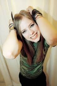Avril lavigne style avril lavigne photos avril lavigne tattoo avril lavigne songs alicia keys pop punk rockers punk rock avril levigne. 95 Avril Lavigne 2002 Ideas Avril Lavigne Avril Lavigne Style Avril Lavingne