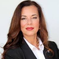 Jeannette Skinner's Instagram, Twitter & Facebook