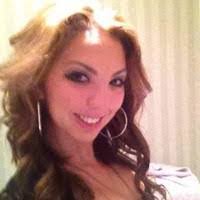 Stephanie Nowicki's Instagram, Twitter & Facebook