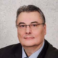 Thomas Liesener's Instagram, Twitter & Facebook