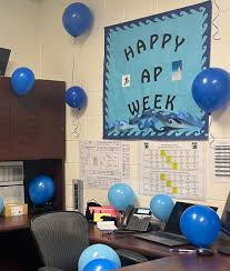 Denielle Dutil (@DenielleDutil)