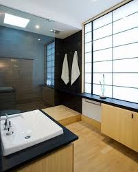Bathroom design ideas in japanese style. 18 Idees De Salles De Bains Japonaises Elegantes Japanese Bathroom Design Zen Bathroom Design Japanese Bathroom