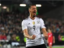 Der fußballspieler sandro wagner war in der saison 2016/2017 bei 1899 hoffenheim unter vertrag und wird dort im sturm eingesetzt. Toni Kroos
