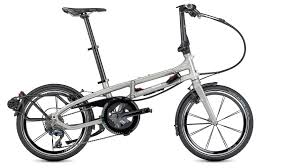 2012 tern link d8 sahibiyim.geçenlerde 2015 dahon vitesse d8 aldım.niyetim dahon'a geçip sebeplerine bakarsak;dahon'un arka aktarıcısını beğenmedim.bisikletin üstünde çok kaba duruyor ve. Faltrad Byb Von Tern Ausprobiert